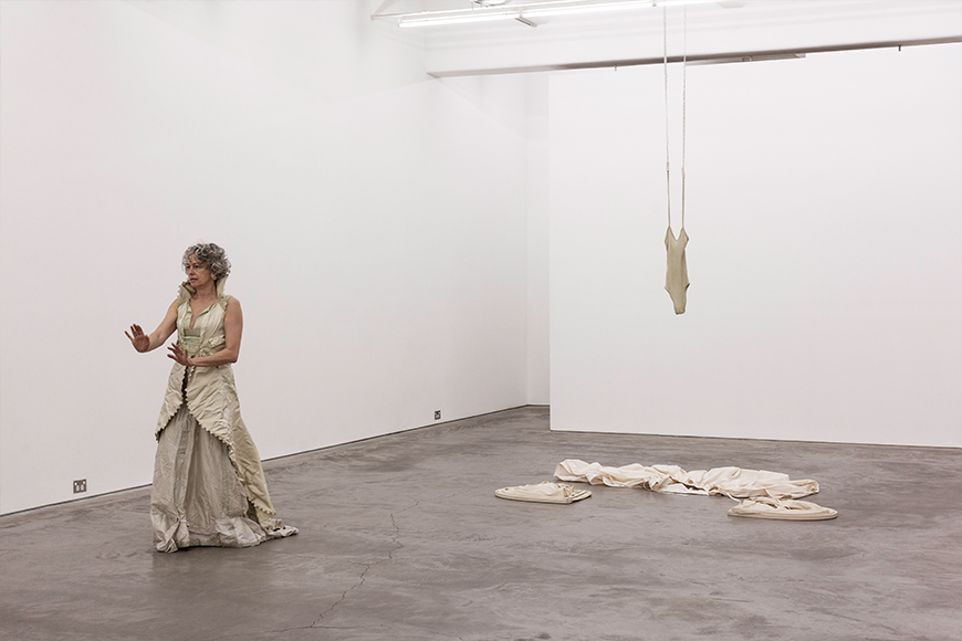 https://www.monash.edu/__data/assets/image/0003/2343126/Panel-2_Precarious-Movements_580px.jpg