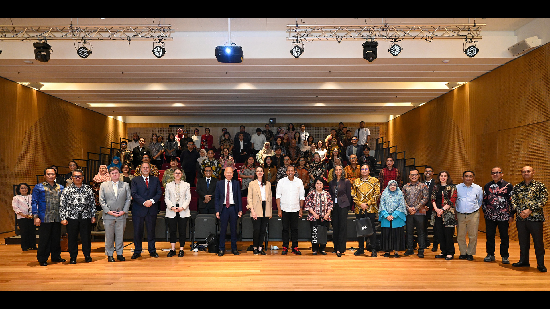 The Australian Embassy in Jakarta hosted the Australia Indonesia Legal Update Conference.