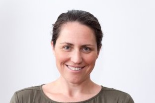   Dr Claire Blewitt