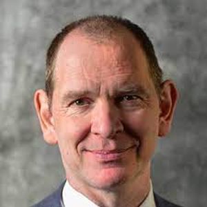 Mark Banaszak Holl