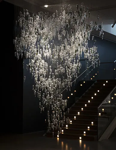 hanging-glass-sculptures