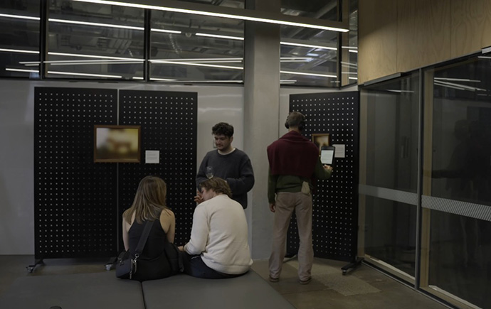 SLab_Experiencing art in a low-vision world