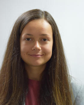 Adele Oyarzun