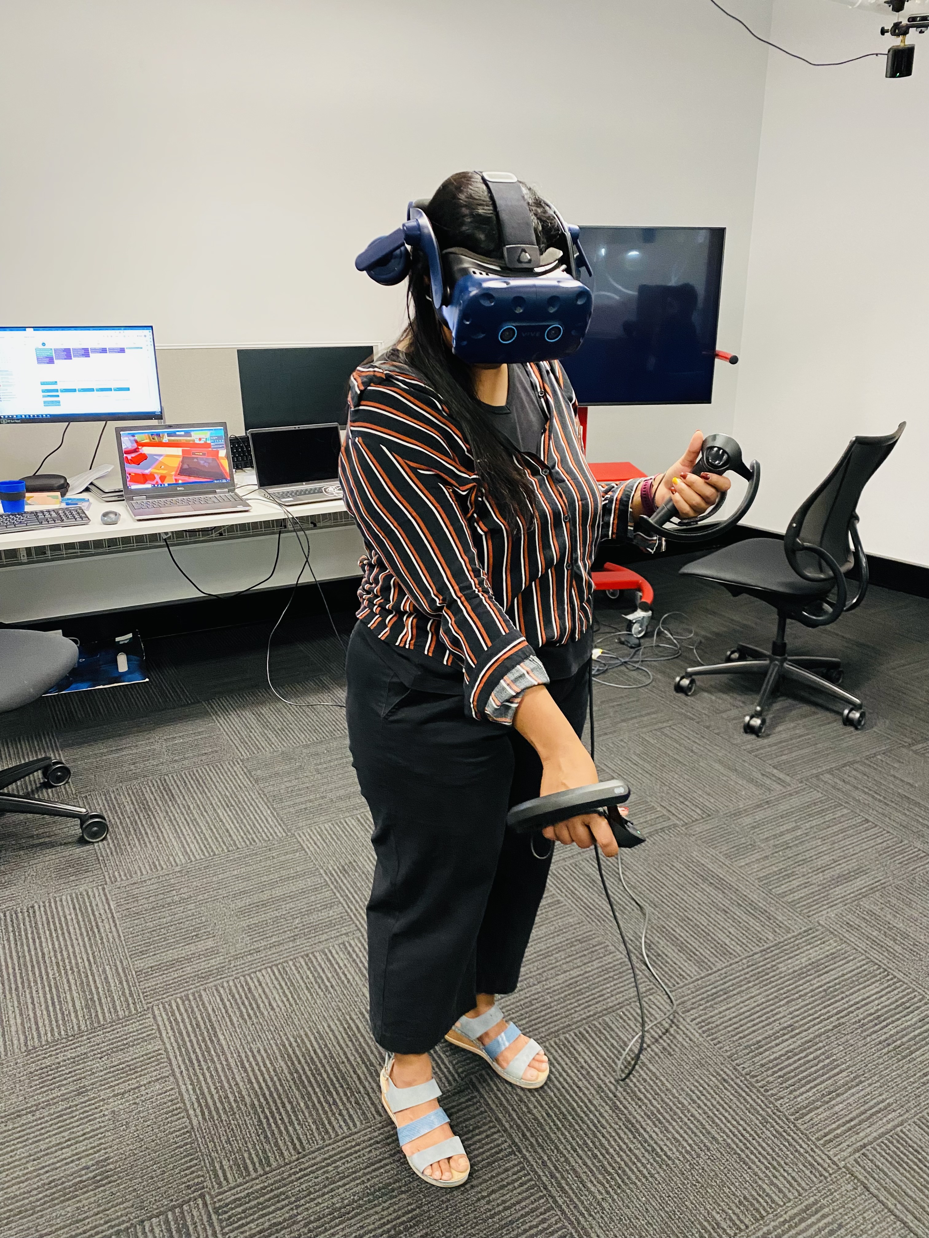 Ruchi using VR headset