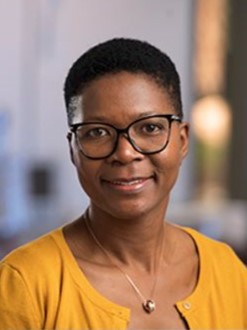 Dr Auxillia Madhuvu