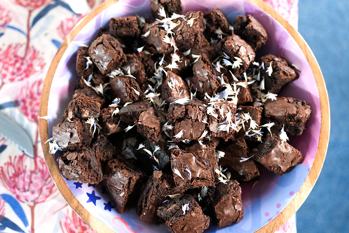 Chocolate Bark Native Rivermint Brownies