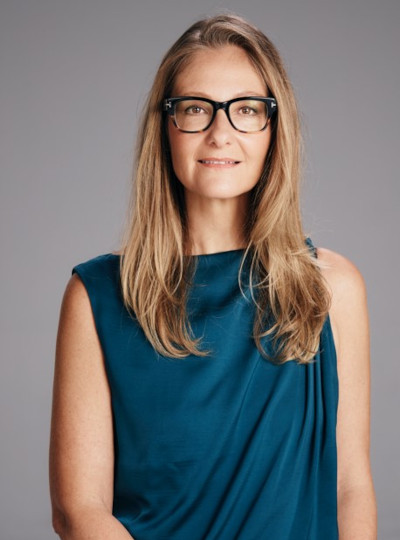 Ms Eva Orner