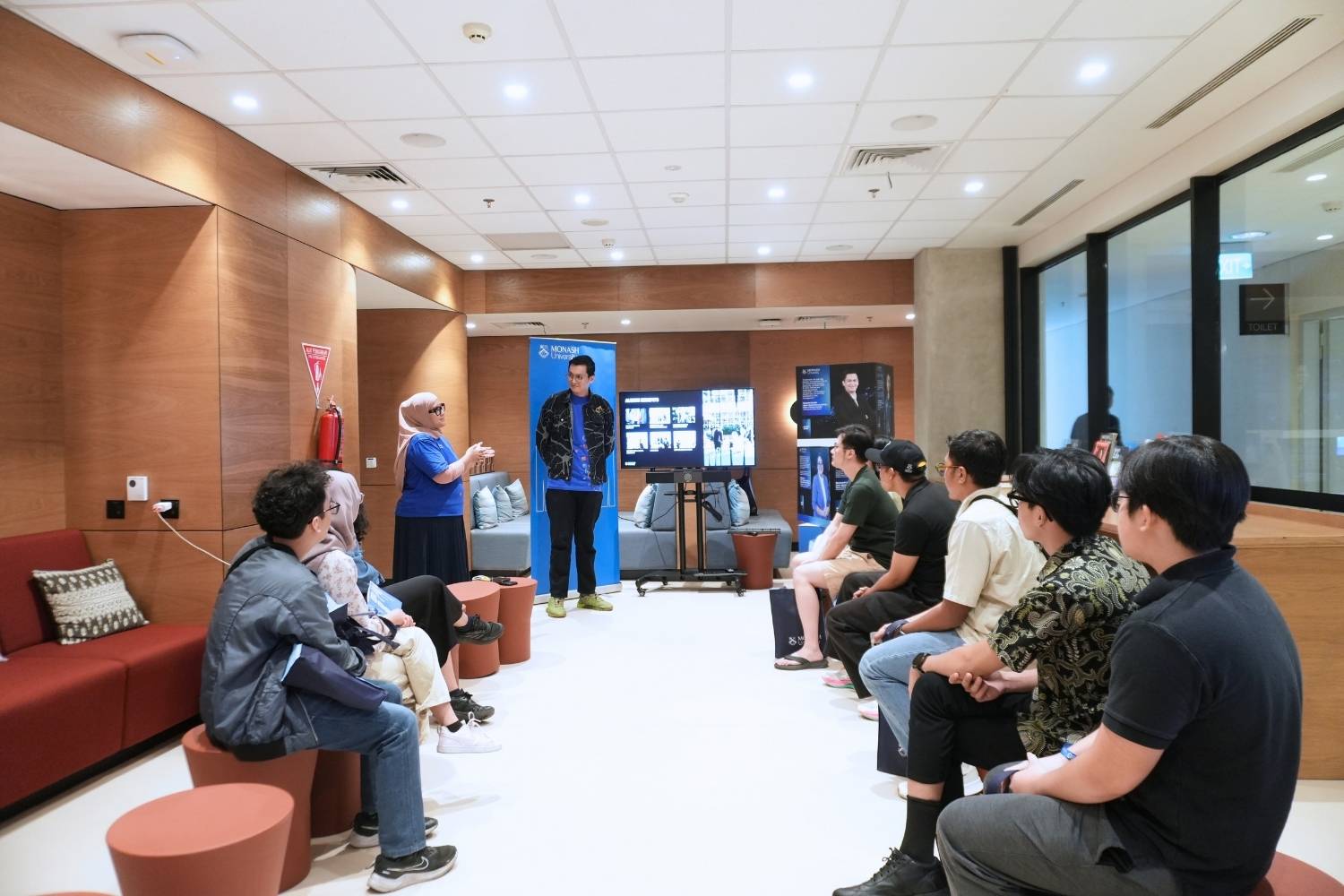 pg-open-day-alumni-corner