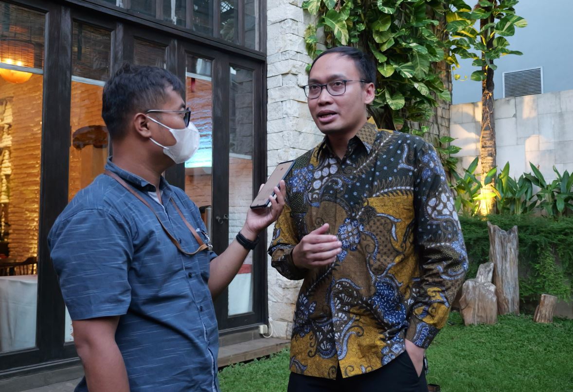iftar-together-with-media-prof-taufiq-asyhari