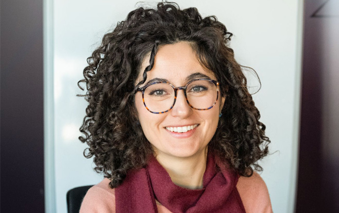 Dr Lisa Botbol