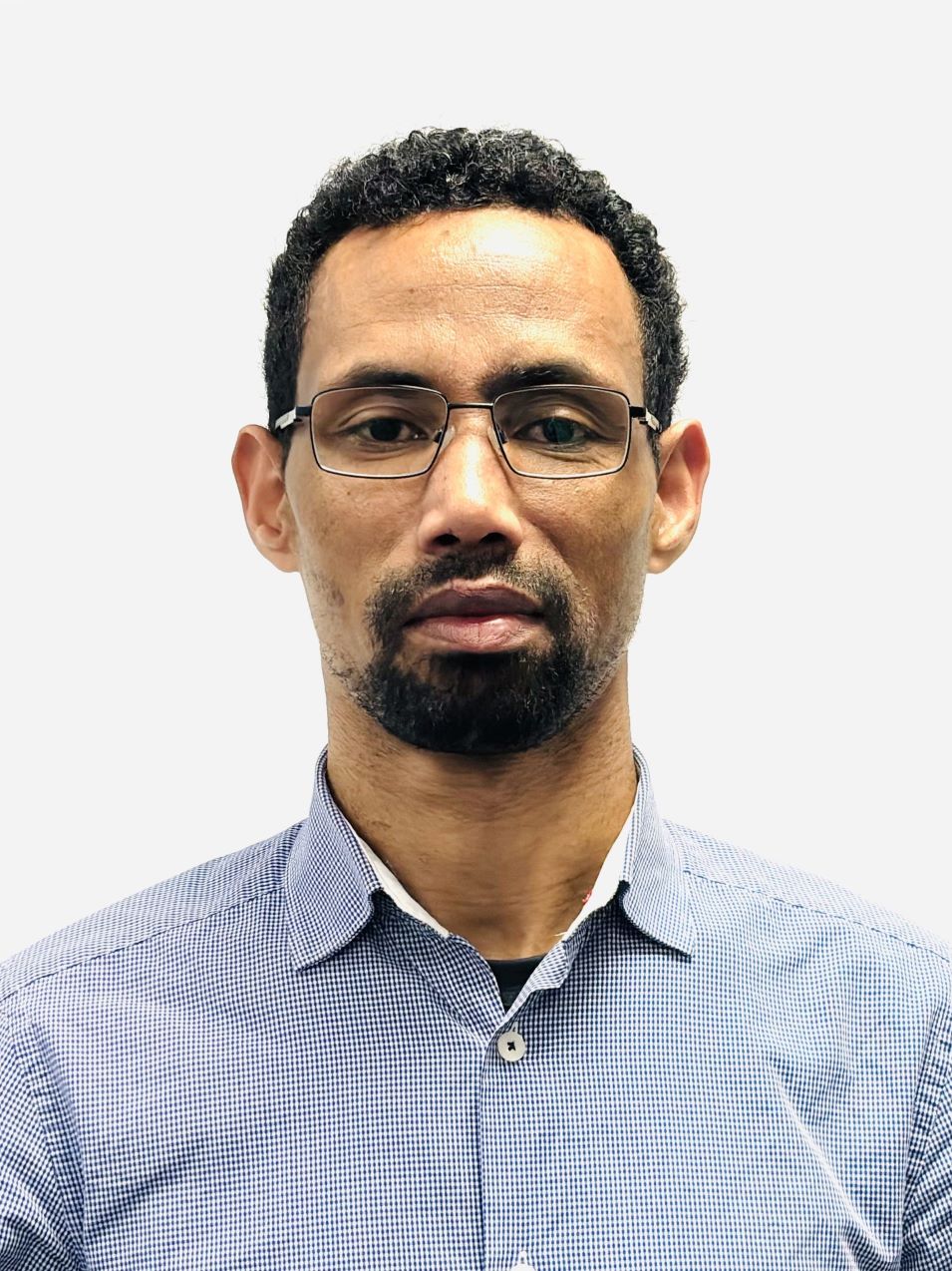 Dr Samuel Hundessa