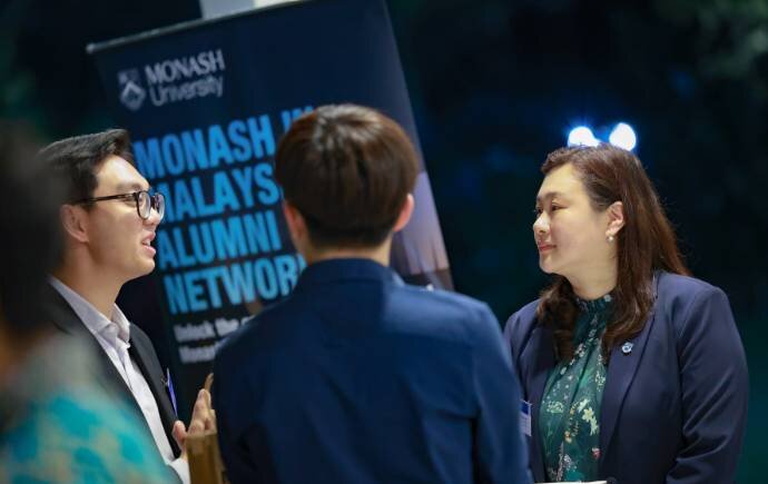 Professor Goh with Alumni