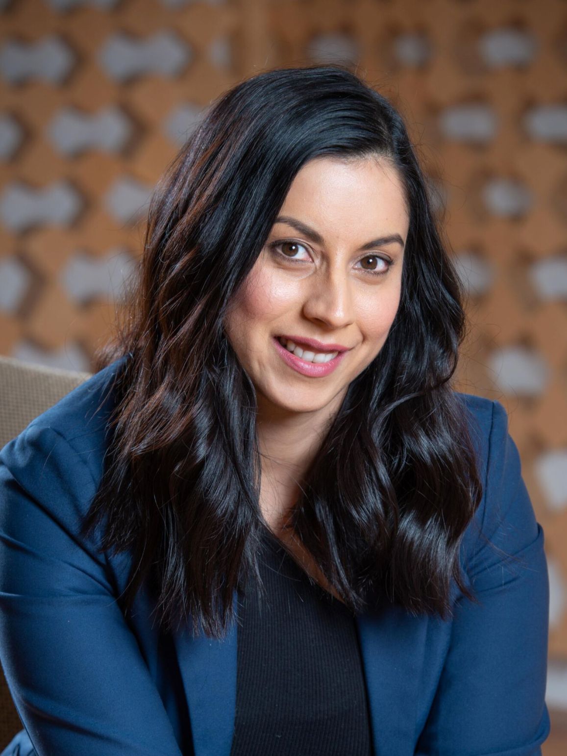 Dr Candice Menidis