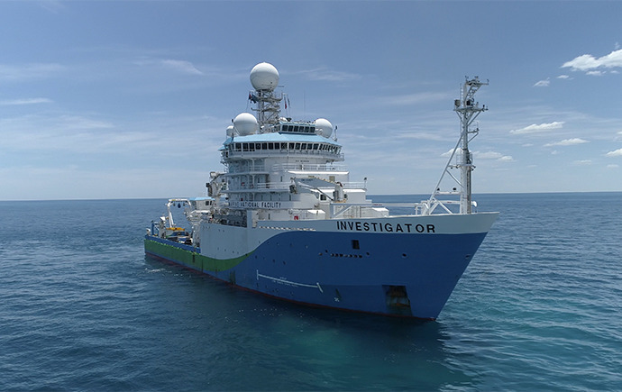 RV Investigator off Fremantle. Image: CSIRO