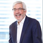 Dr David Knox AM