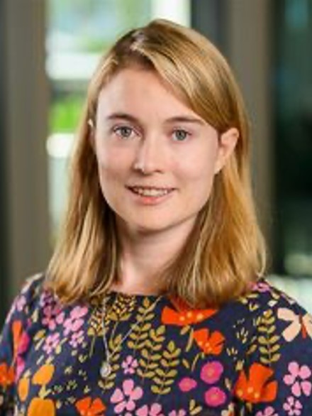 Dr Kate Saunders