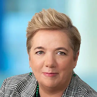 Elizabeth Deveny
