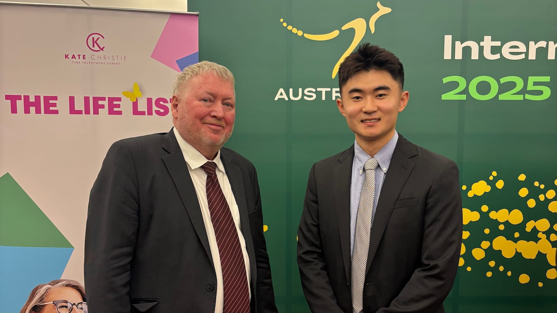 Left: Mr. Simon Farenbloom, Minister Counseller (Economic) at the Australia Embassy in Beijing Location: Australian Embassy in Beijing, China
