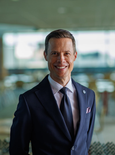Professor Peter van Wijngaarden