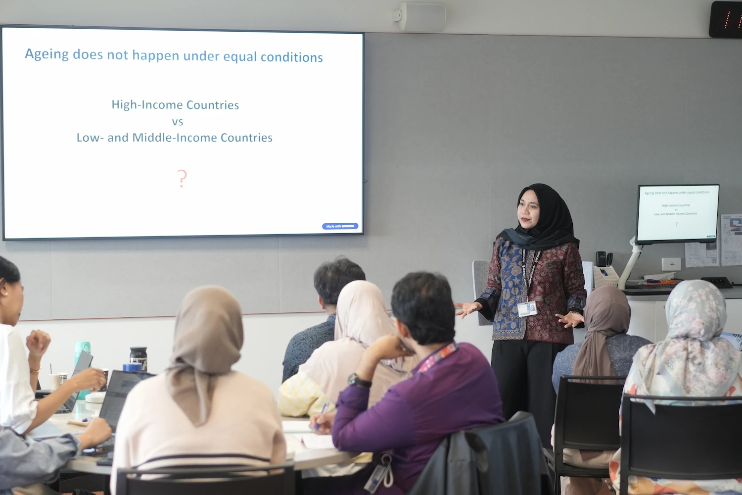 public-health-guest-lecturer-yulisna