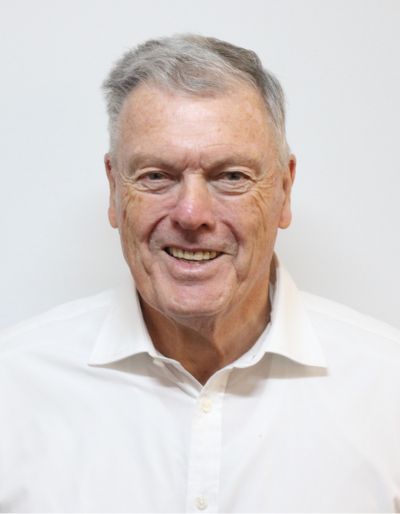 Dr Bob Edgar