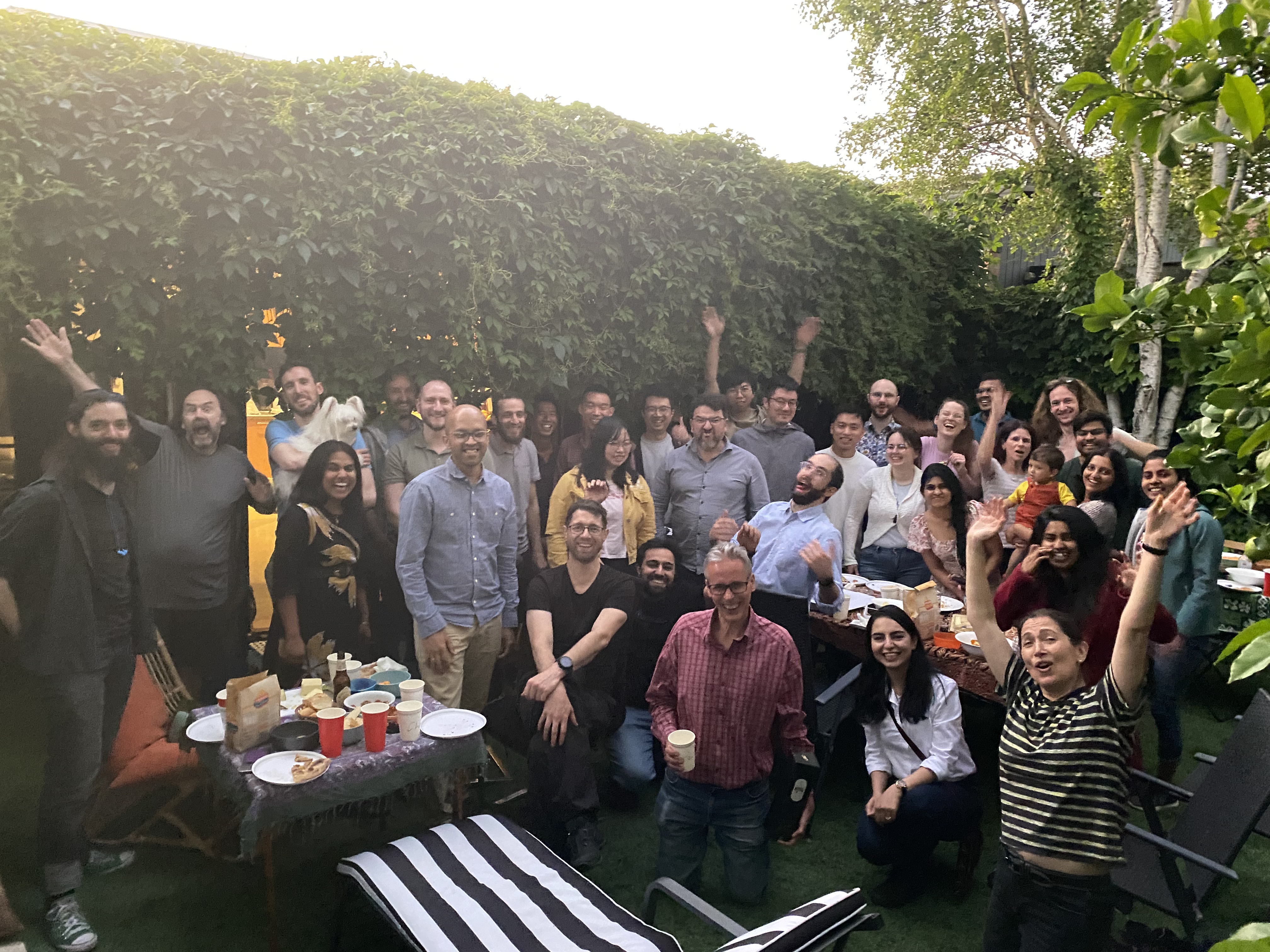 A group photo of the members of the optimisation group at the end of 2022 group dinner