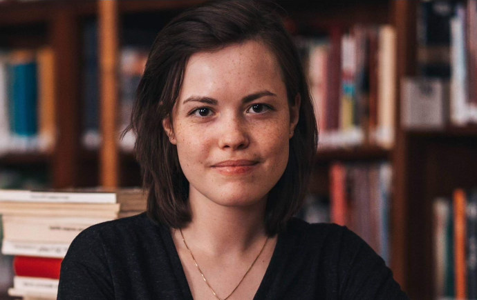 Dora Velenczei