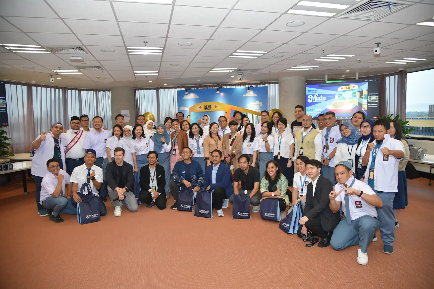 mbian-group-photo