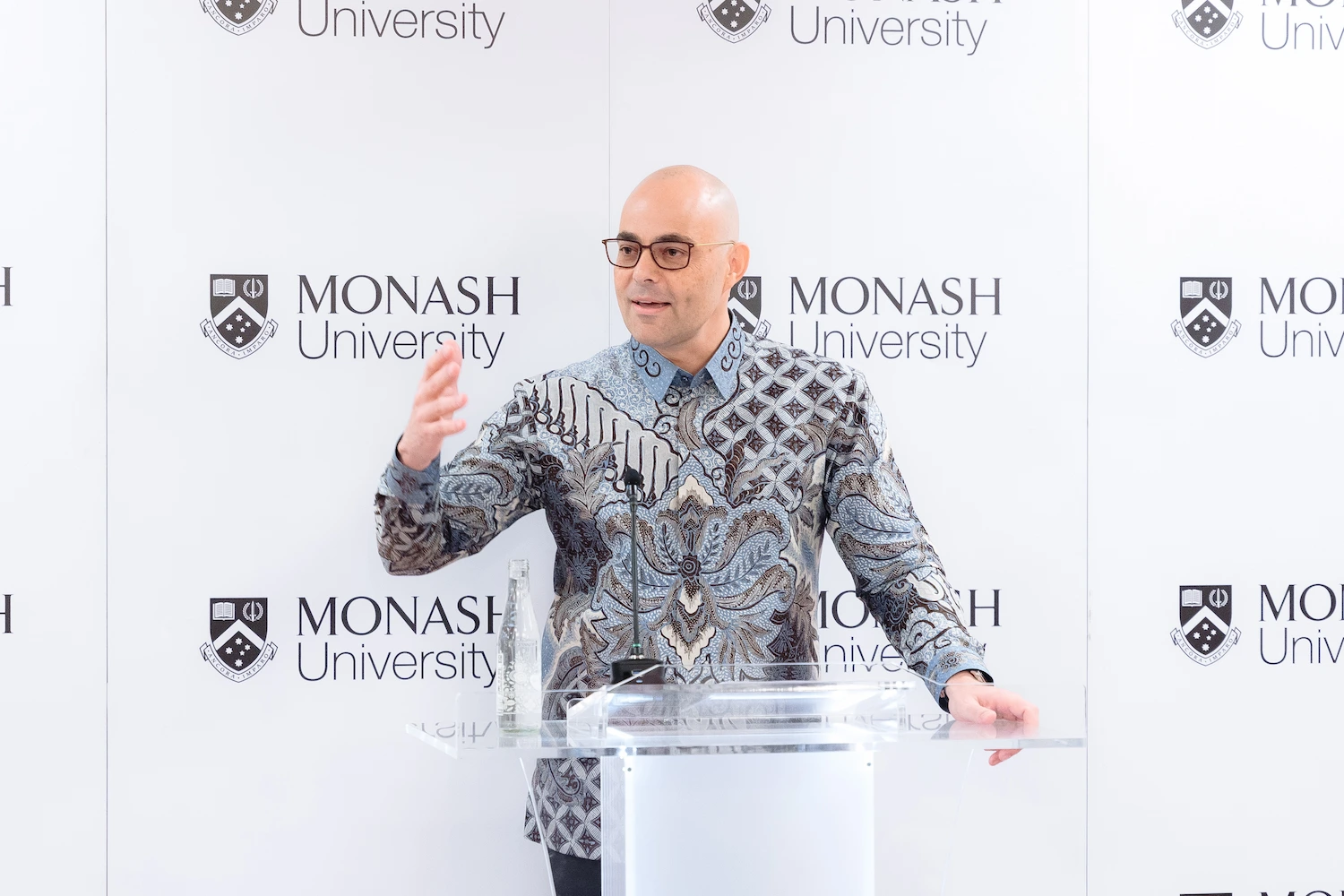 monash-batik-launch-matthew-nicholson