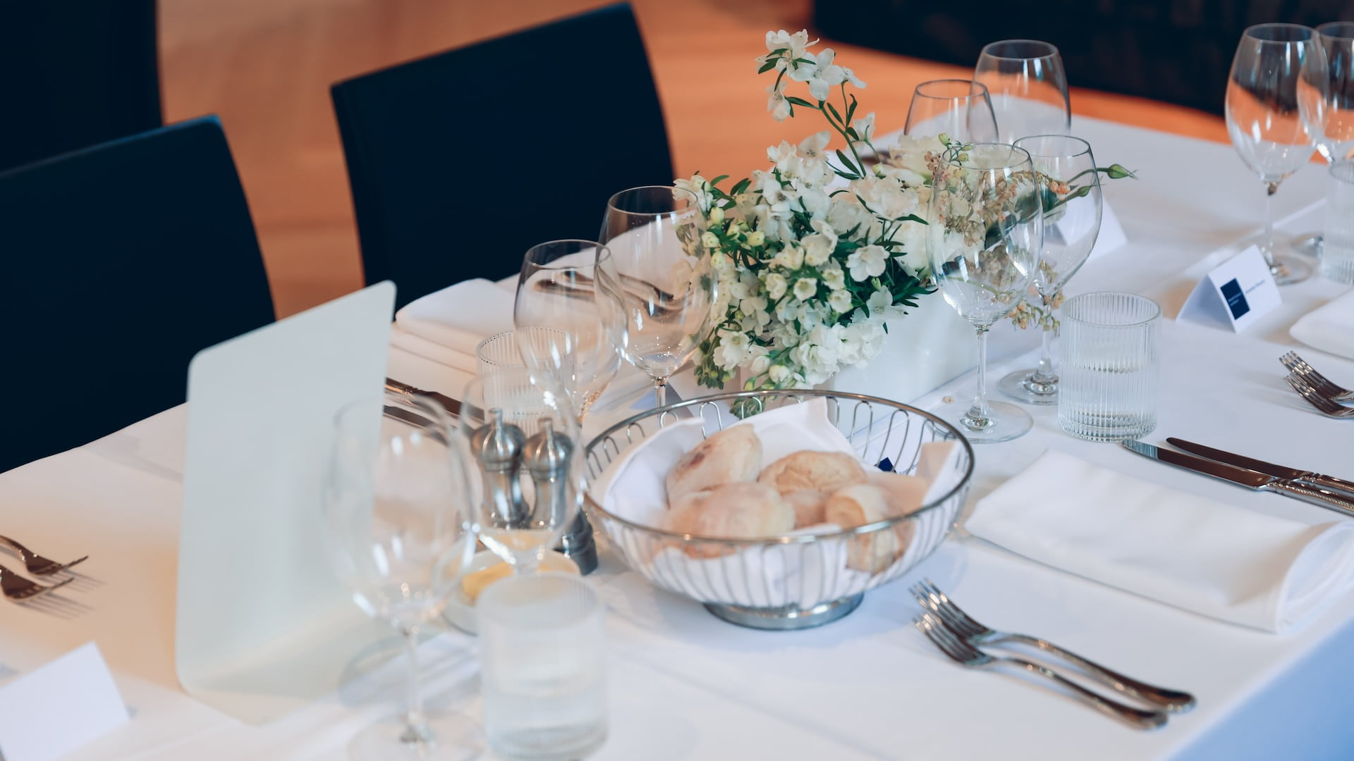 Table setting