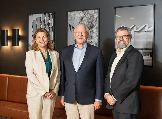 L-R Vice-Chancellor and President of Monash University, Prof Sharon Pickering, Dr David Brand, CEO of Arborcrest Investments, Prof Simon Wilkie, Head of MBUS, Dean of the Faculty of Business and Economics.