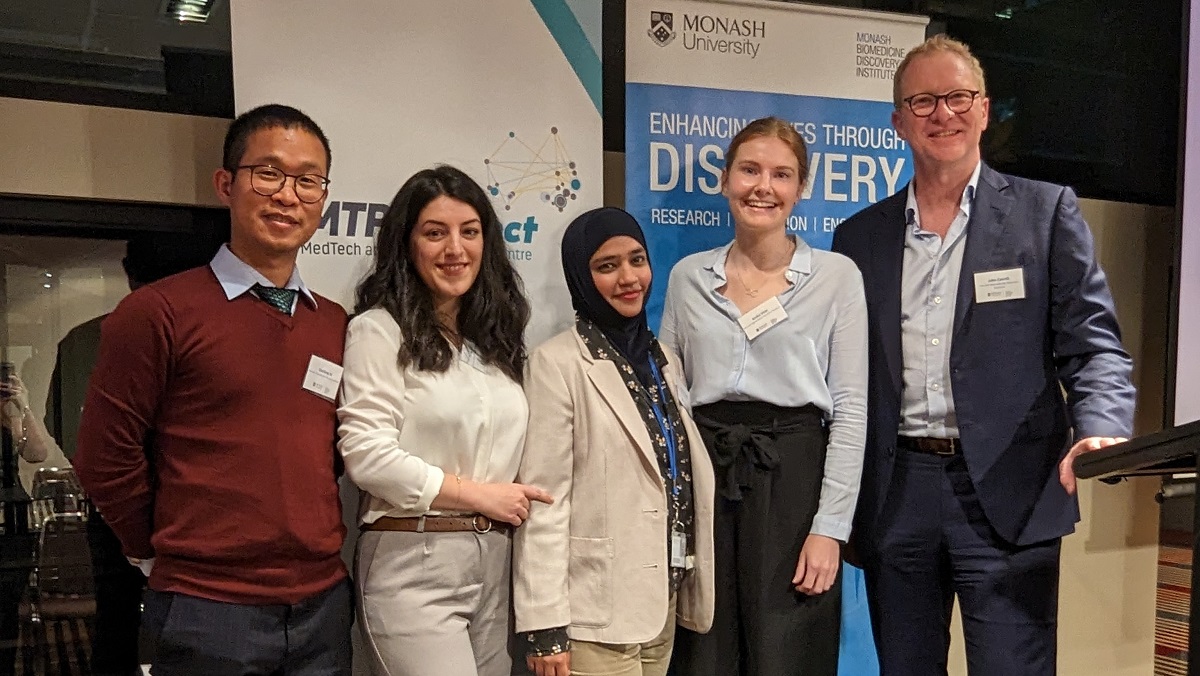 (L-R) Gaofeng Ni, Farnaz Fahimi, Braira Wahid, Anika Vear and Professor John Carroll, Director of Monash BDI.