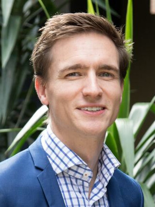 Steven Walker
