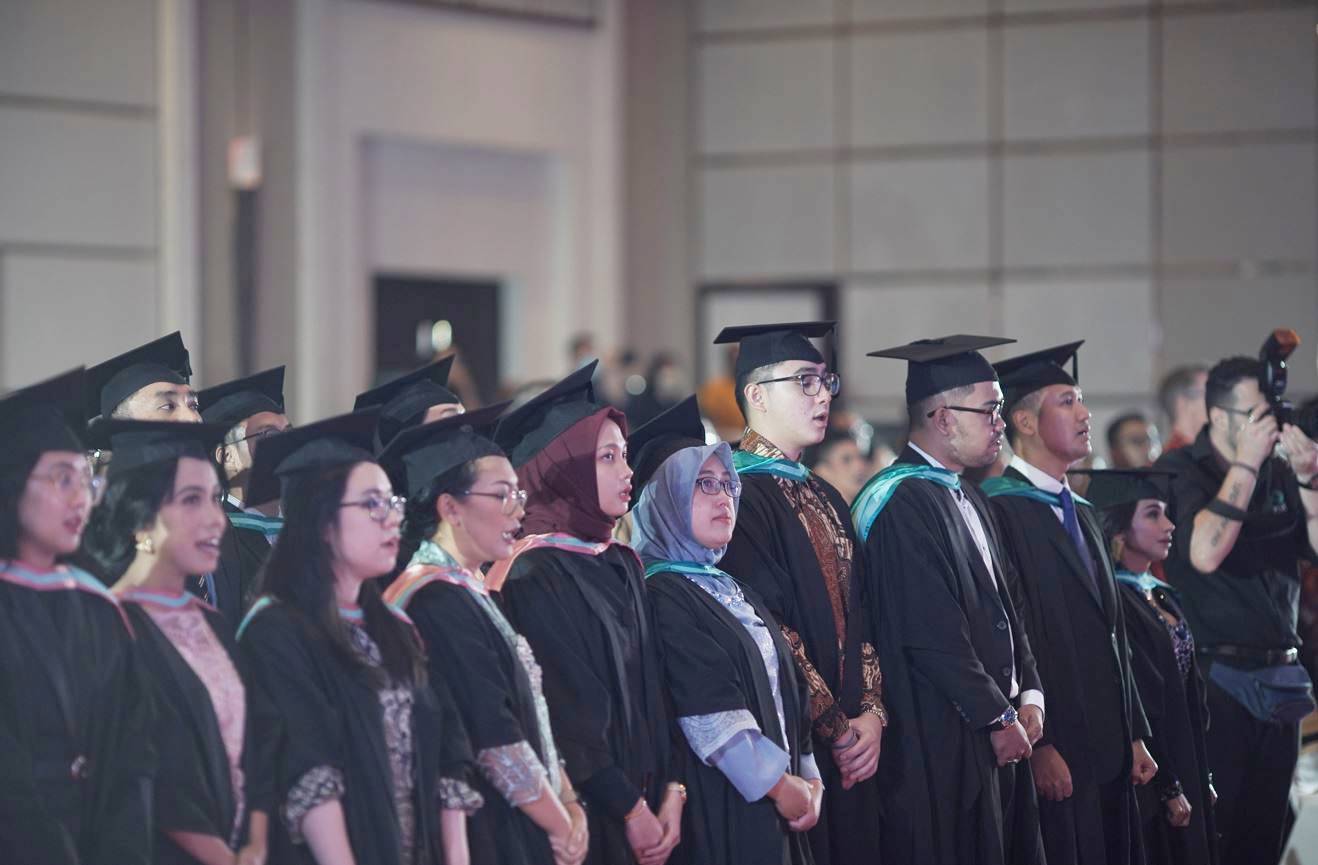 monash-indonesia-first-graduation-2023