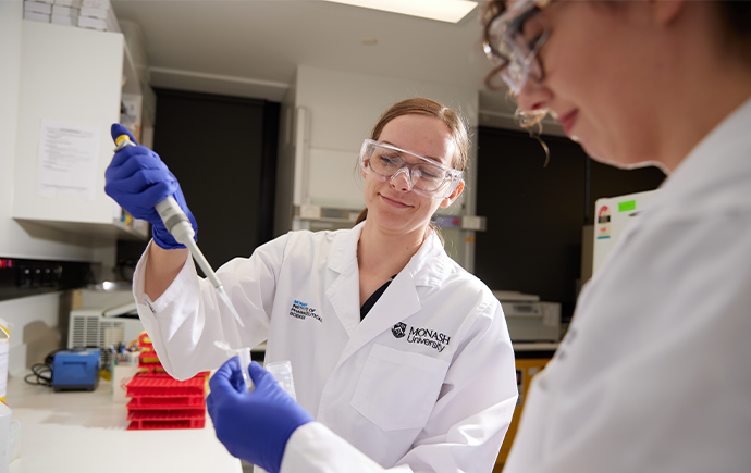 Dominika Fuhs in the lab at MIPS