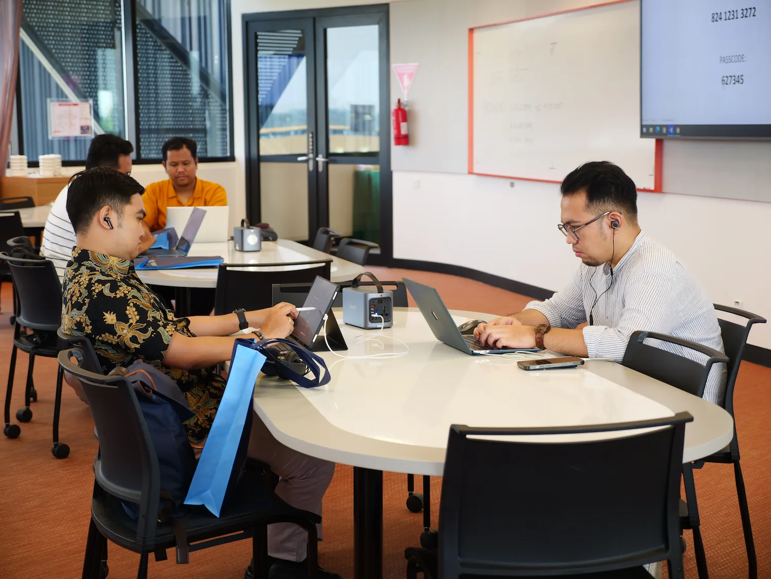 business-competition-mom-take-mept-test