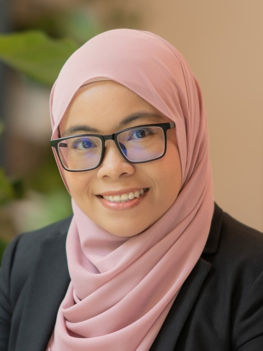 Dr Azliyana Azhari