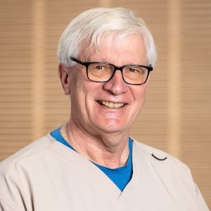  Associate Professor Rob Dawson