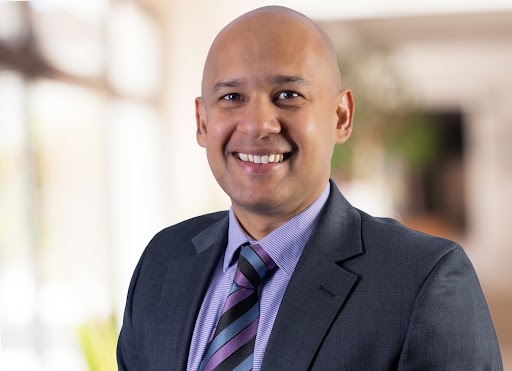 Vibo Chandrasekera headshot