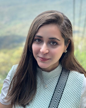 Dr Zahra Anwar