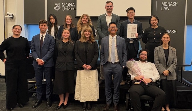2025 Honours Thesis students group photo