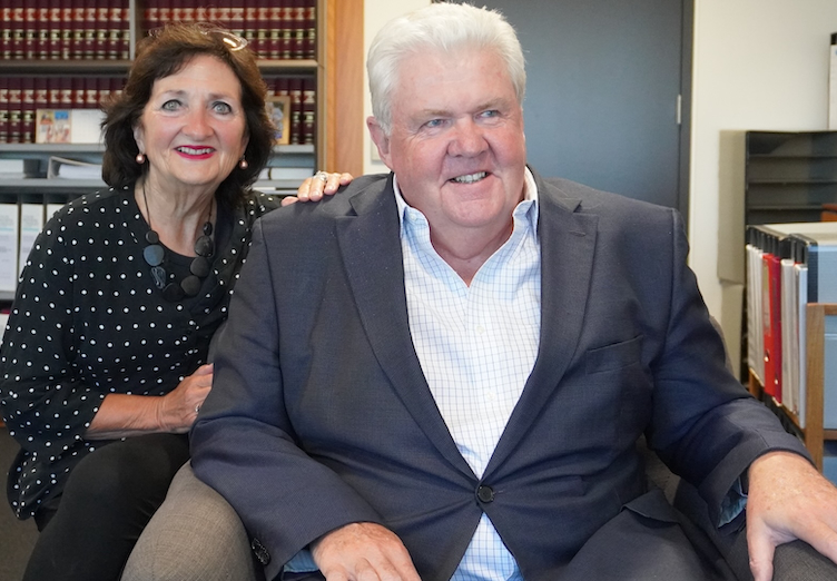 Robyn Campbell & Tim North 