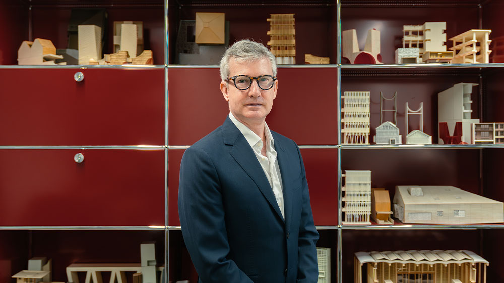 Professor Erik L&rsquo;Heureux