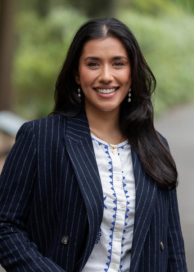 Dr Kavya Raj