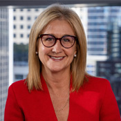 Carolyn alt