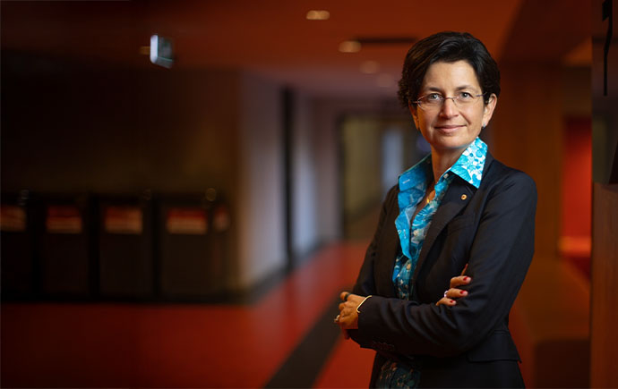 Barbora de Courten OAM