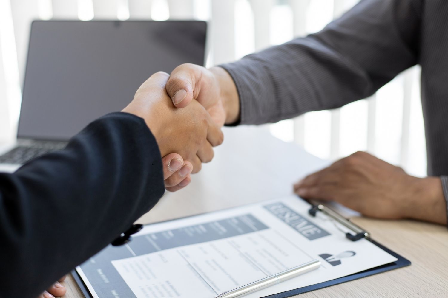 handshake-after-get-a-job
