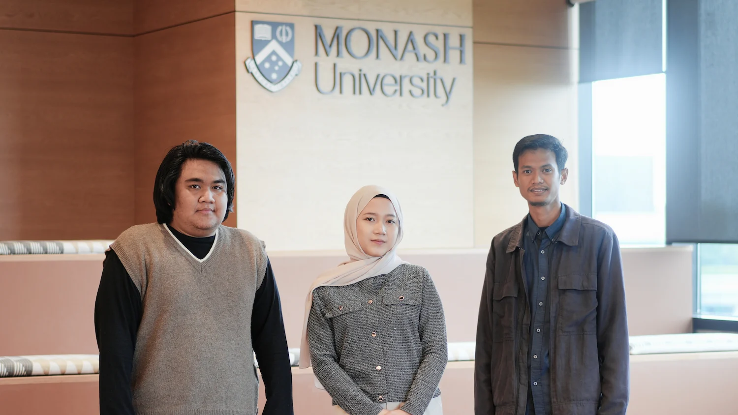 mud-students-win-prize-seawall-beyond-barriers