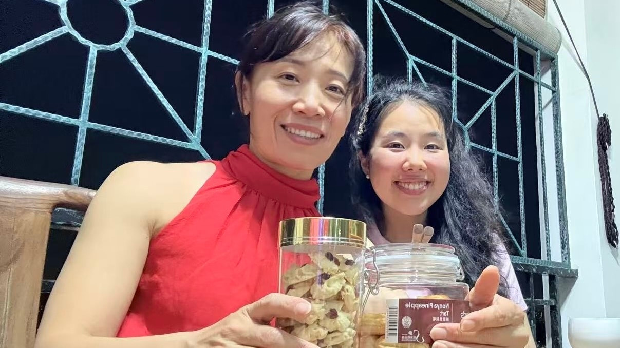 Celebrating Chinese New Year with Singapore CNY Snacks