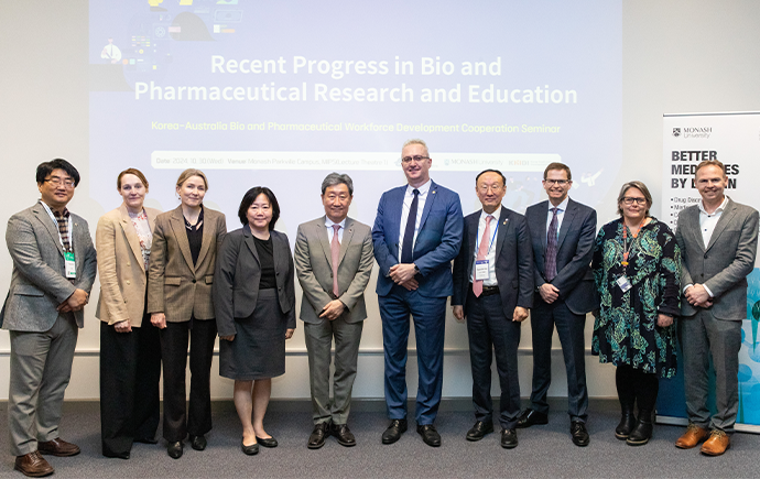Biopharmaceutical leaders from South Korea visit Monash’s Parkville campus